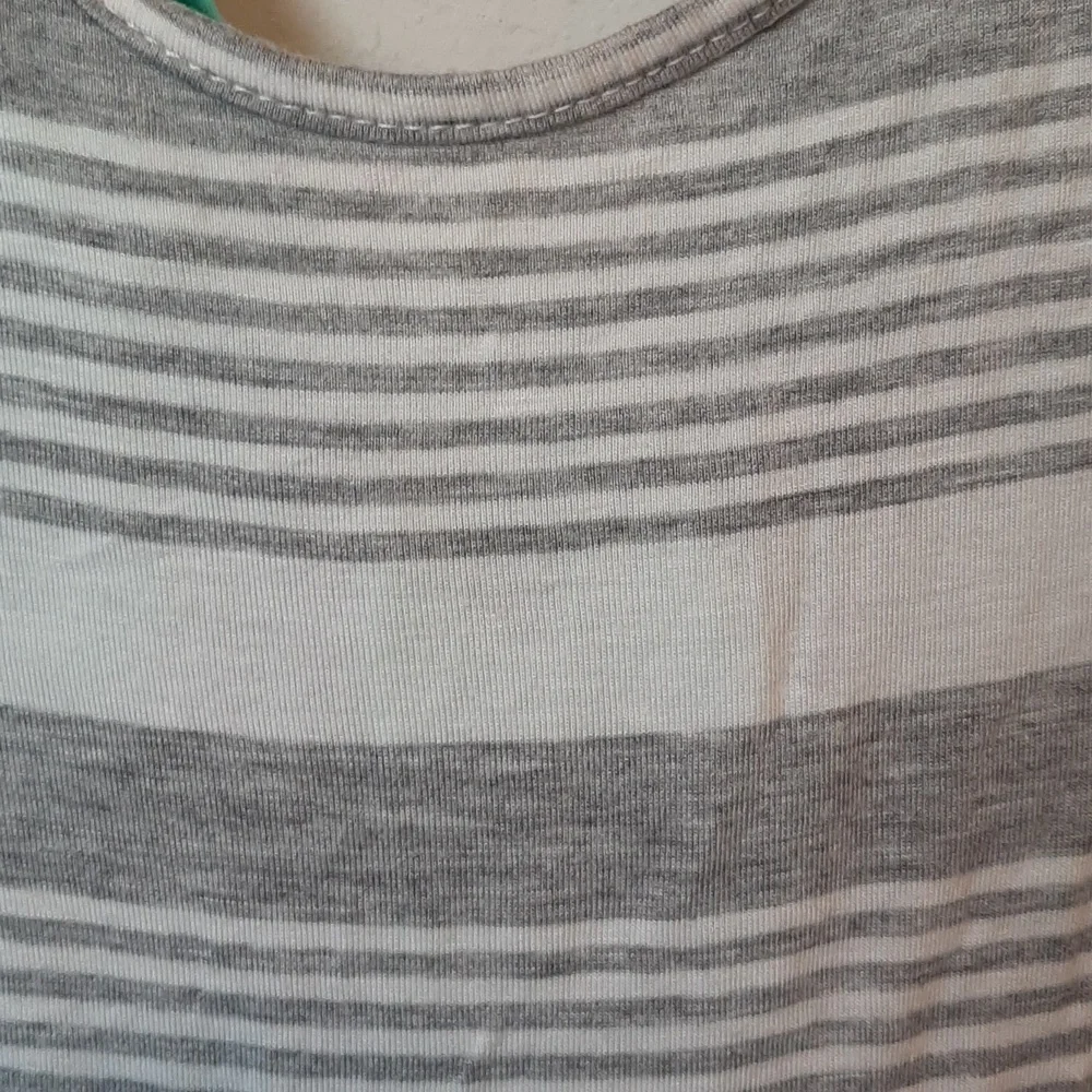 Eiffel Designs Mint Green Bow , Striped Gray and White Women's Top - Picture 2 of 7